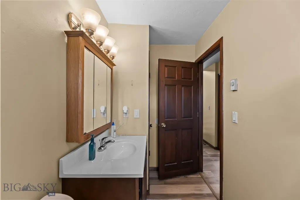 314 Hoffman Drive Bozeman MT 59715