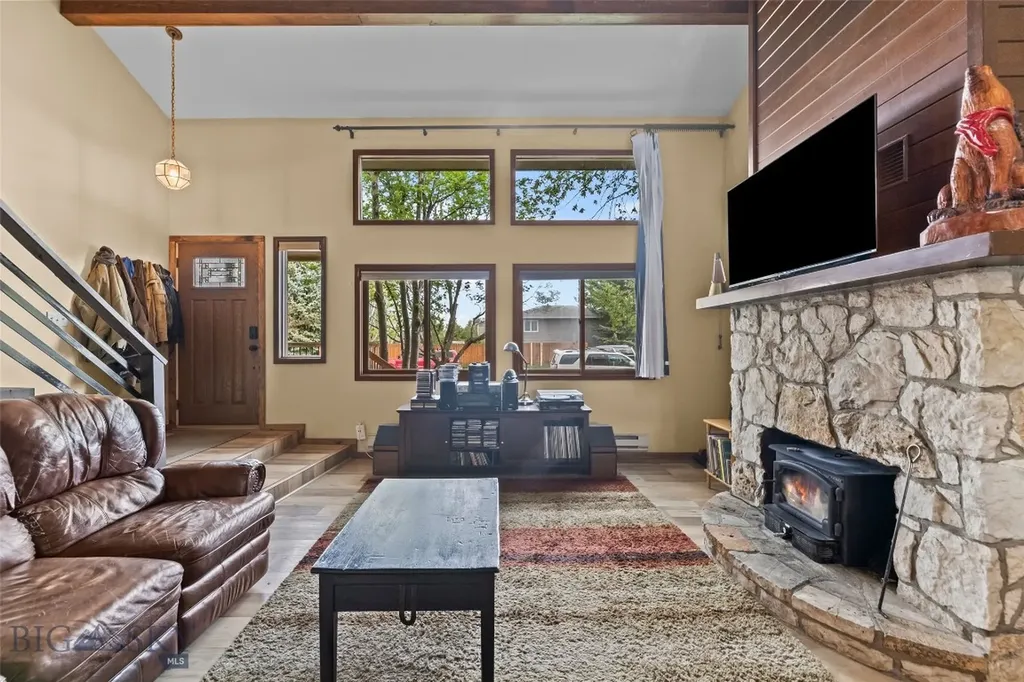 314 Hoffman Drive Bozeman MT 59715