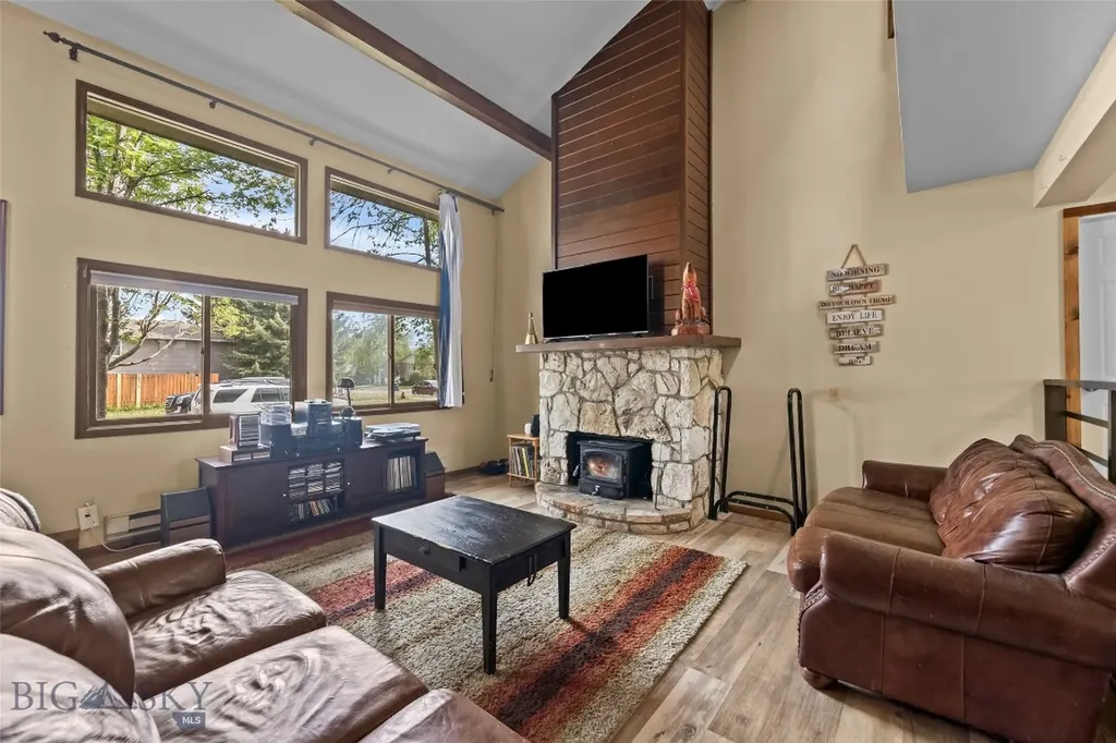 314 Hoffman Drive Bozeman MT 59715