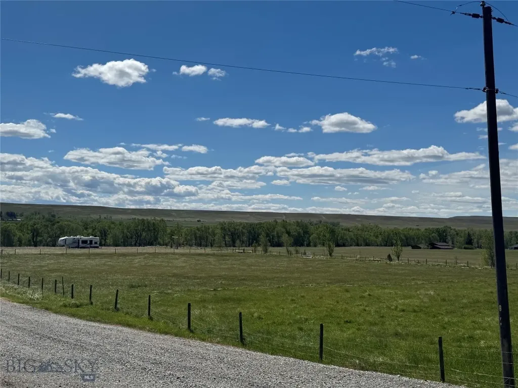 3 Fishing Hole Drive Big Timber MT 59011