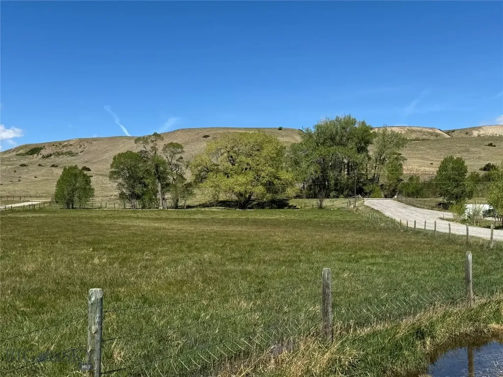 3 Fishing Hole Drive Big Timber MT 59011