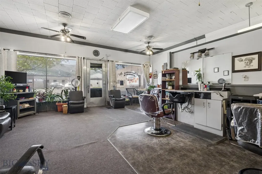 124 E Commercial Avenue Anaconda MT 59711