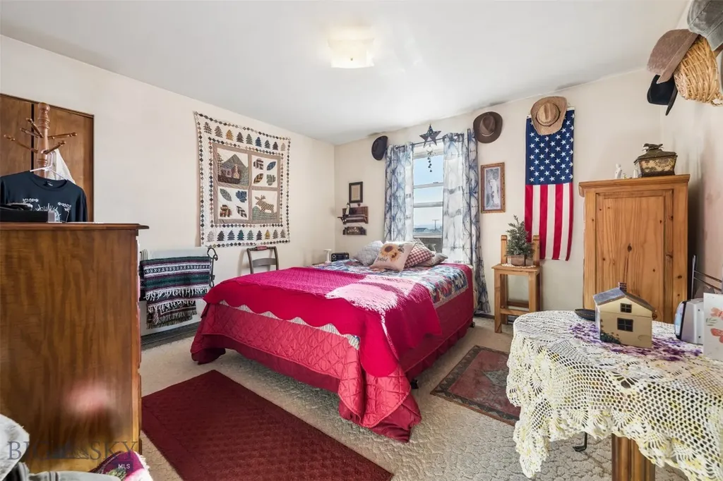 124 E Commercial Avenue Anaconda MT 59711