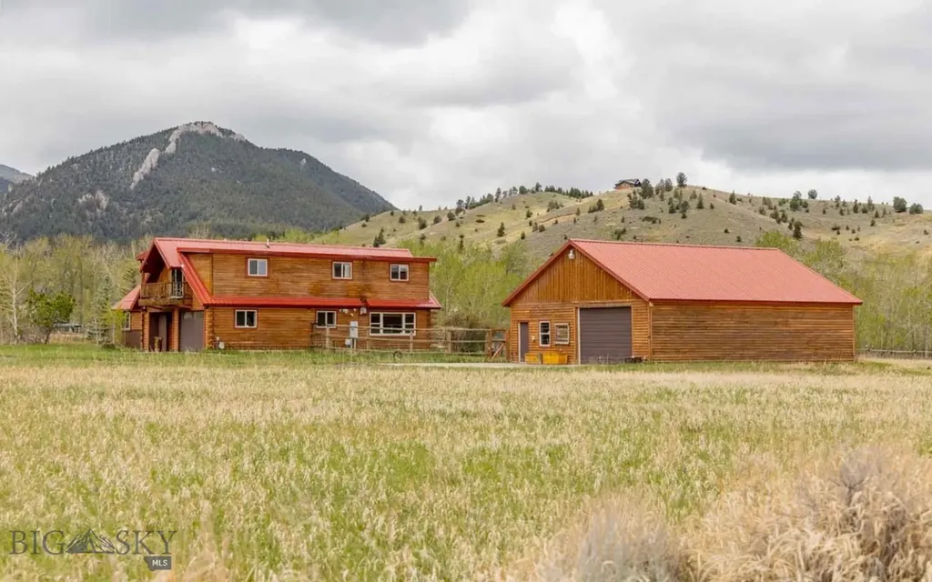 12 Comanche Red Lodge MT 59068