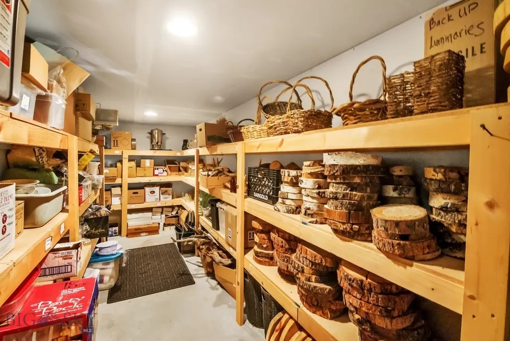 141 Old Timber Way Bozeman MT 59718
