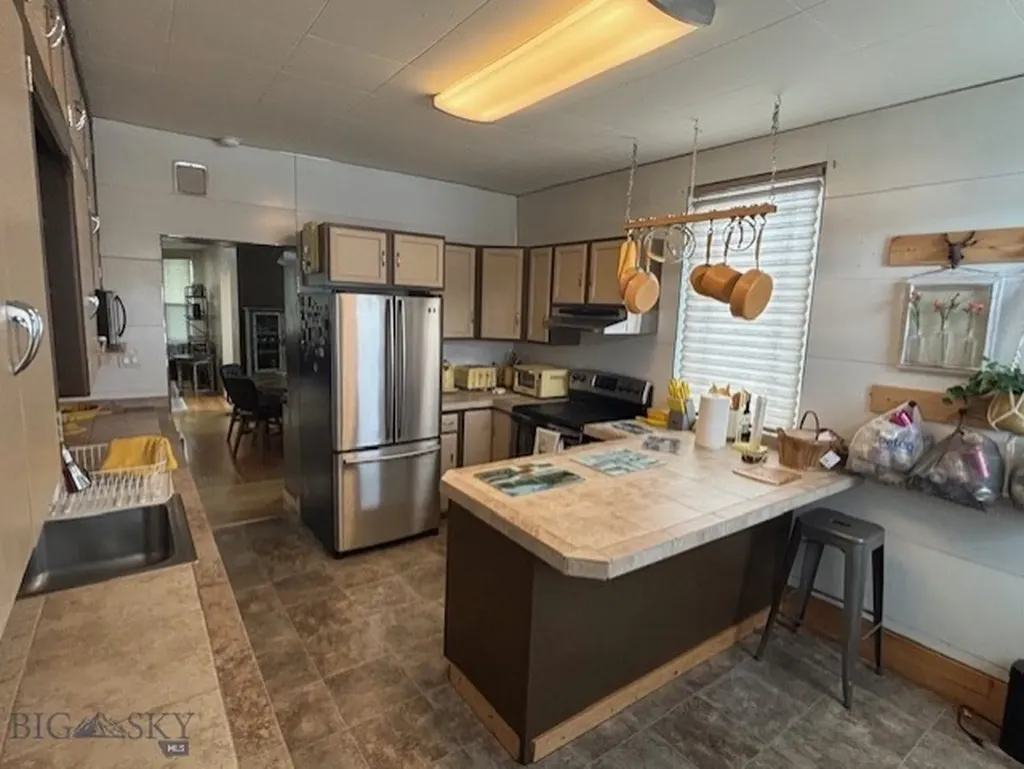 1802 Gaylord Butte MT 59701