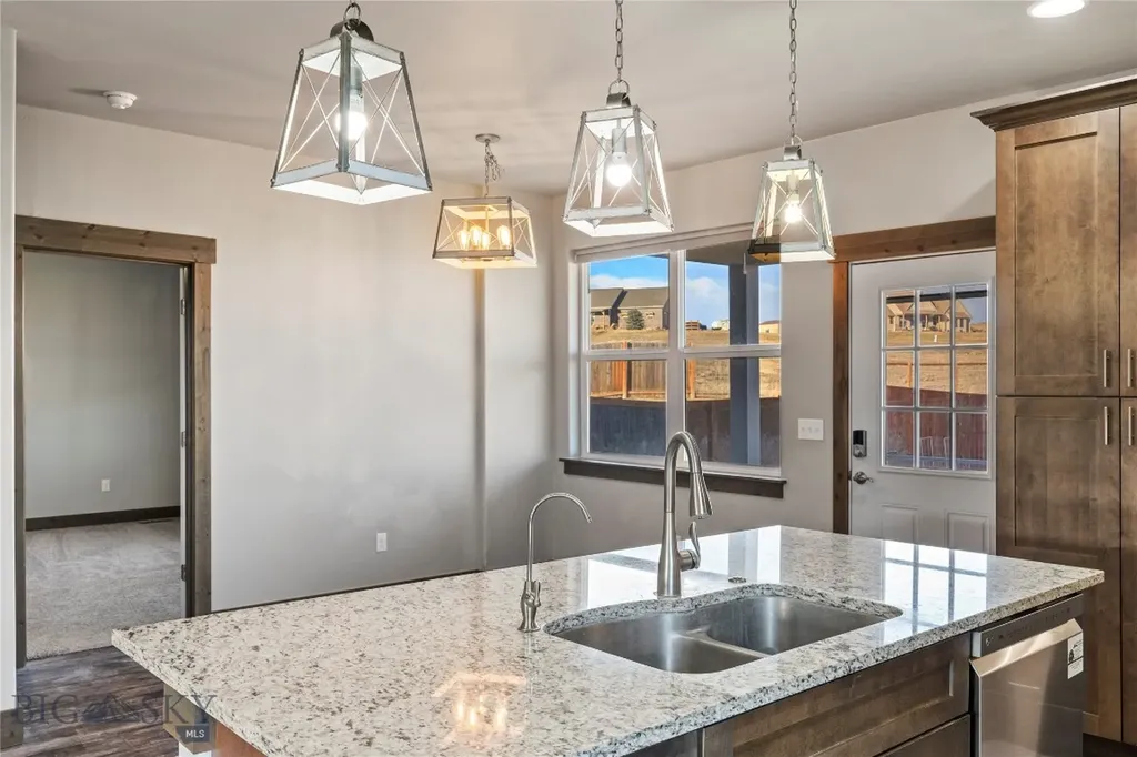 54 Western Larch Three Forks MT 59752