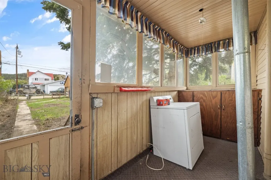 318 W 4th Street Anaconda MT 59711