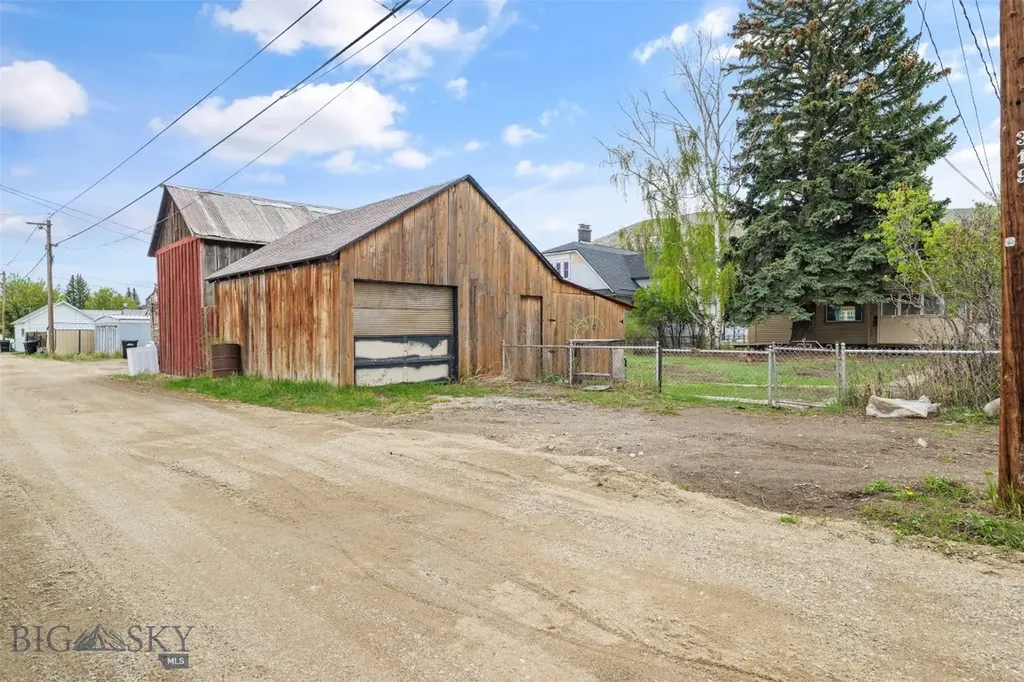 318 W 4th Street Anaconda MT 59711