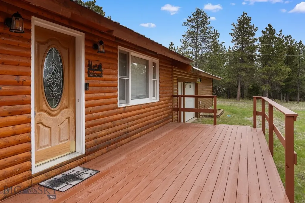 125 Golden Bear Lane Judith Gap MT 59453