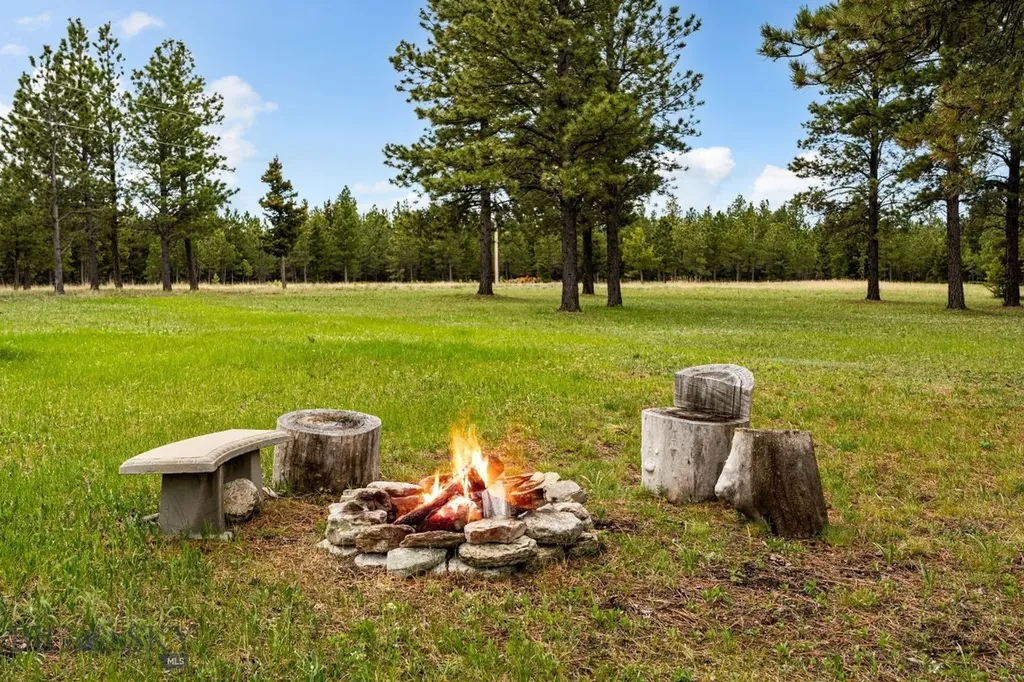 125 Golden Bear Lane Judith Gap MT 59453