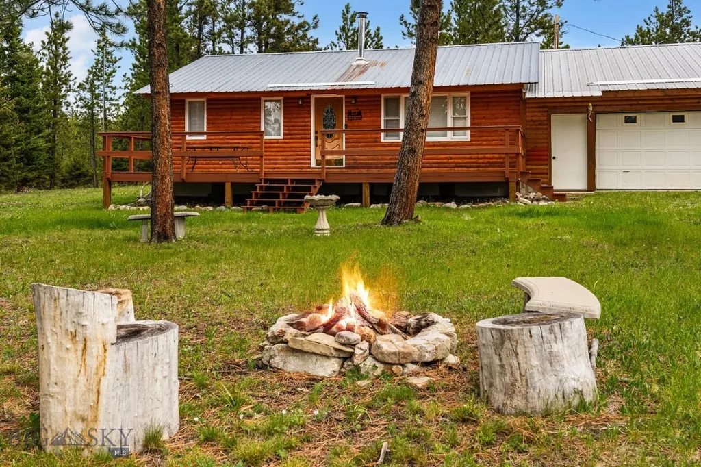 125 Golden Bear Lane Judith Gap MT 59453