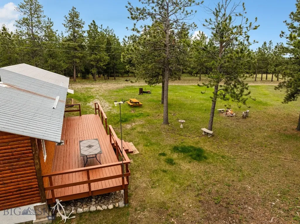 125 Golden Bear Lane Judith Gap MT 59453