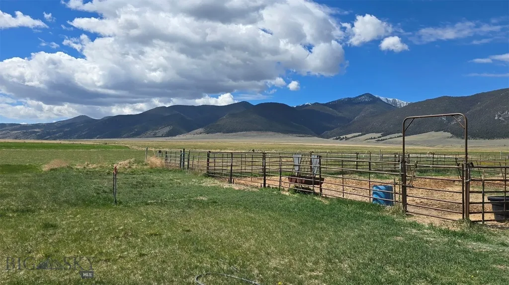Sheridan MT 59749