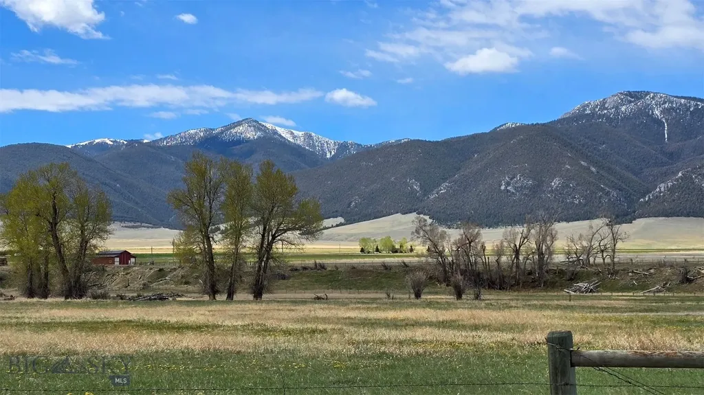 Sheridan MT 59749