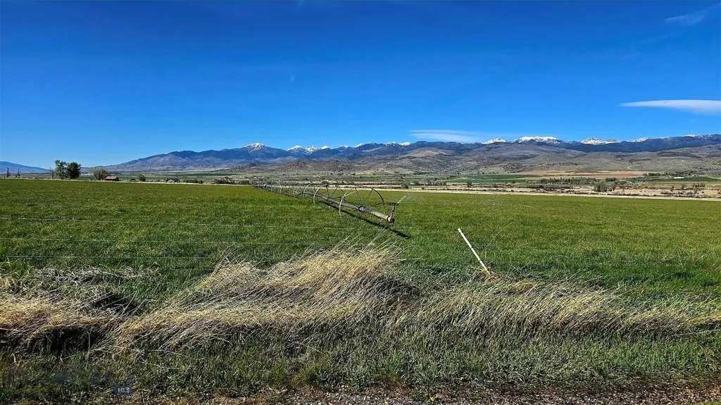 Sheridan MT 59749