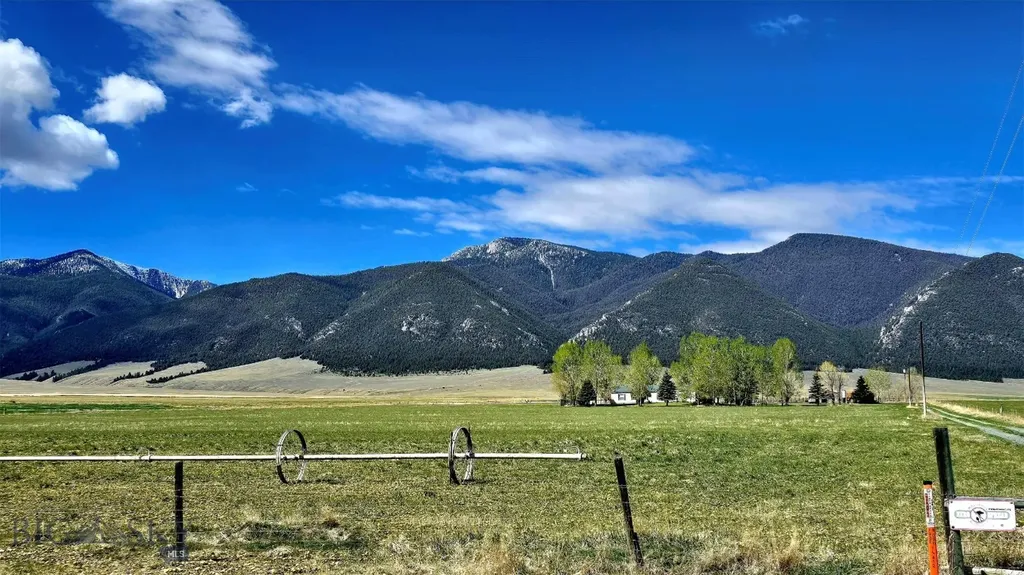 Sheridan MT 59749