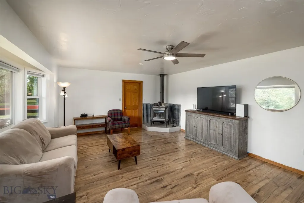 3490 Magenta Road Bozeman MT 59715