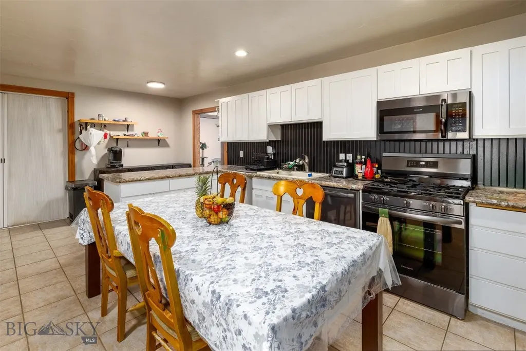 3490 Magenta Road Bozeman MT 59715