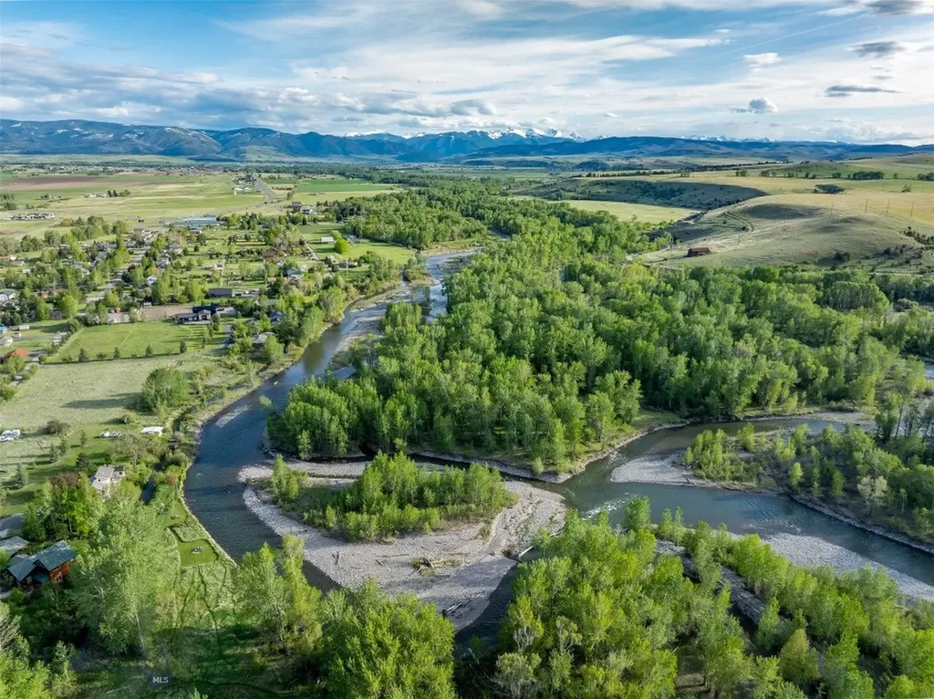 3490 Magenta Road Bozeman MT 59715