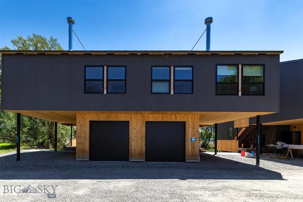 504 S H Street Livingston MT 59047