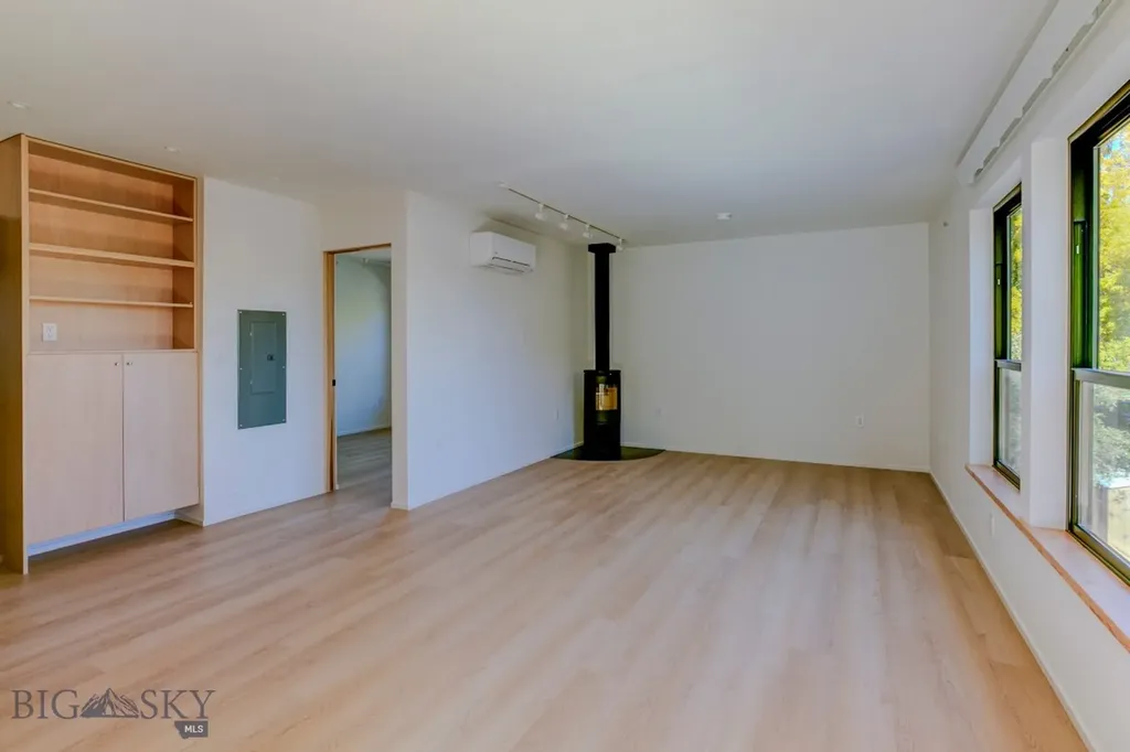 504 S H Street Livingston MT 59047