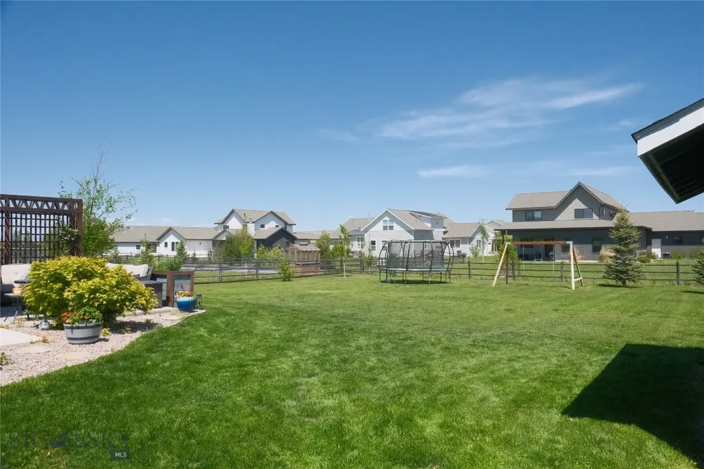 137 E Shade Tree Manhattan MT 59741