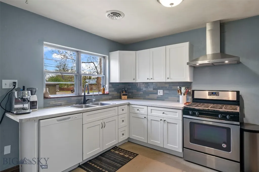 123 3rd Avenue E Three Forks MT 59752