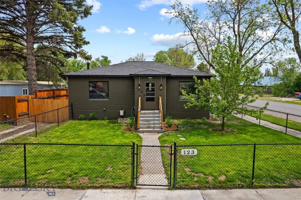 123 3rd Avenue E Three Forks MT 59752