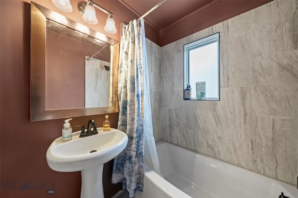 123 3rd Avenue E Three Forks MT 59752