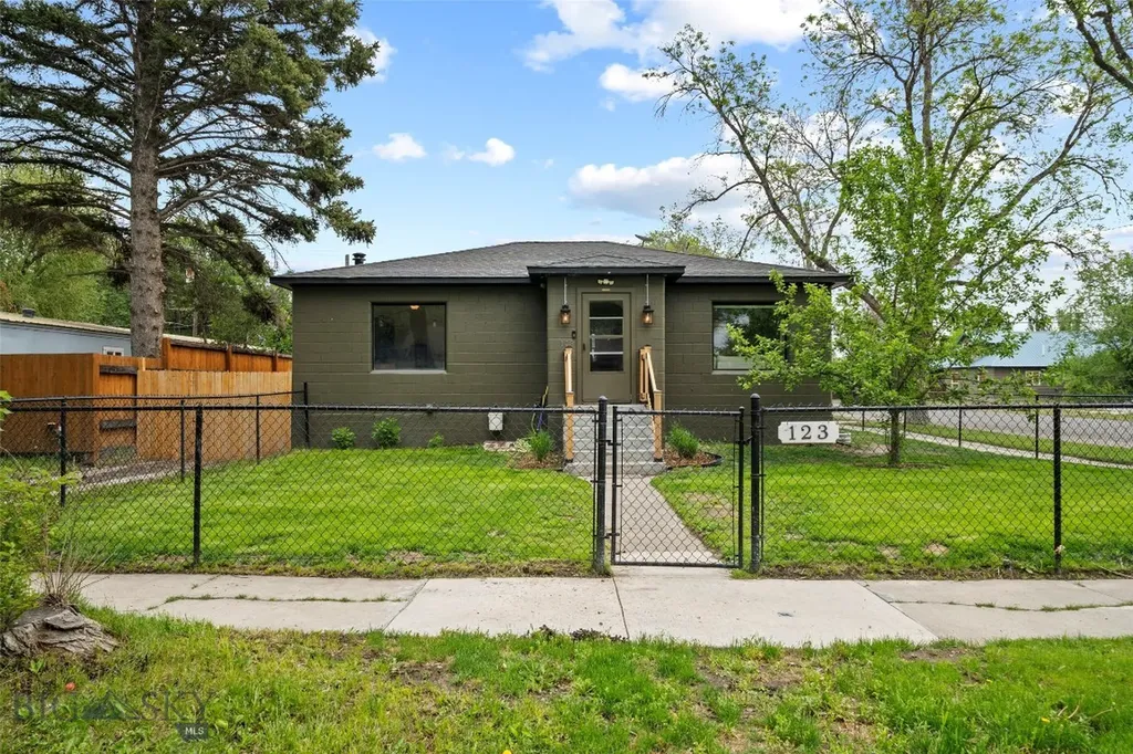 123 3rd Avenue E Three Forks MT 59752