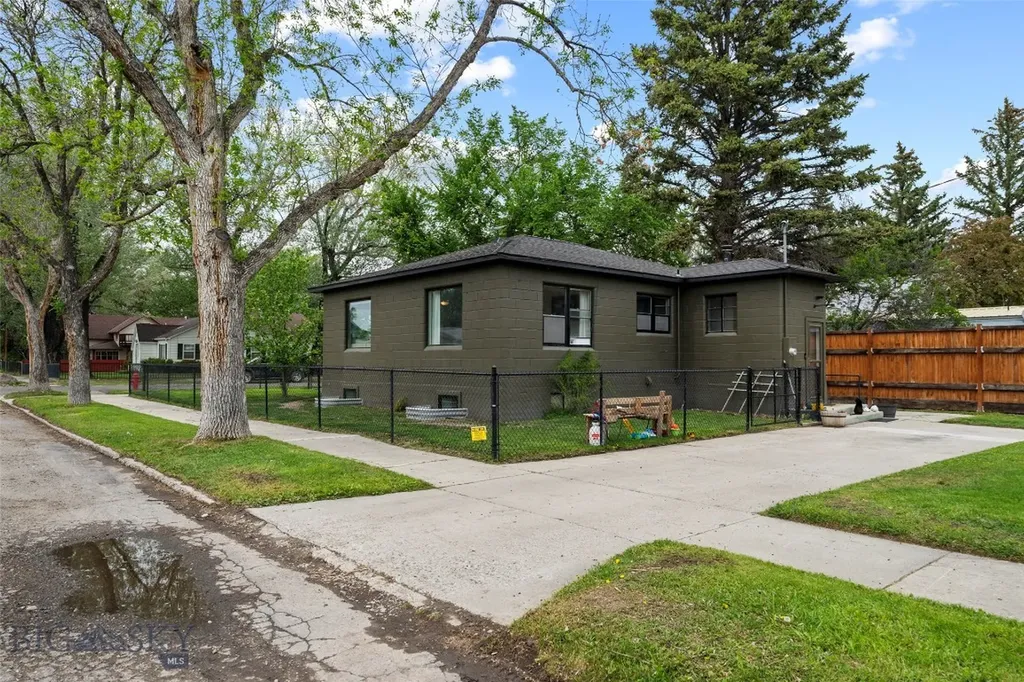123 3rd Avenue E Three Forks MT 59752
