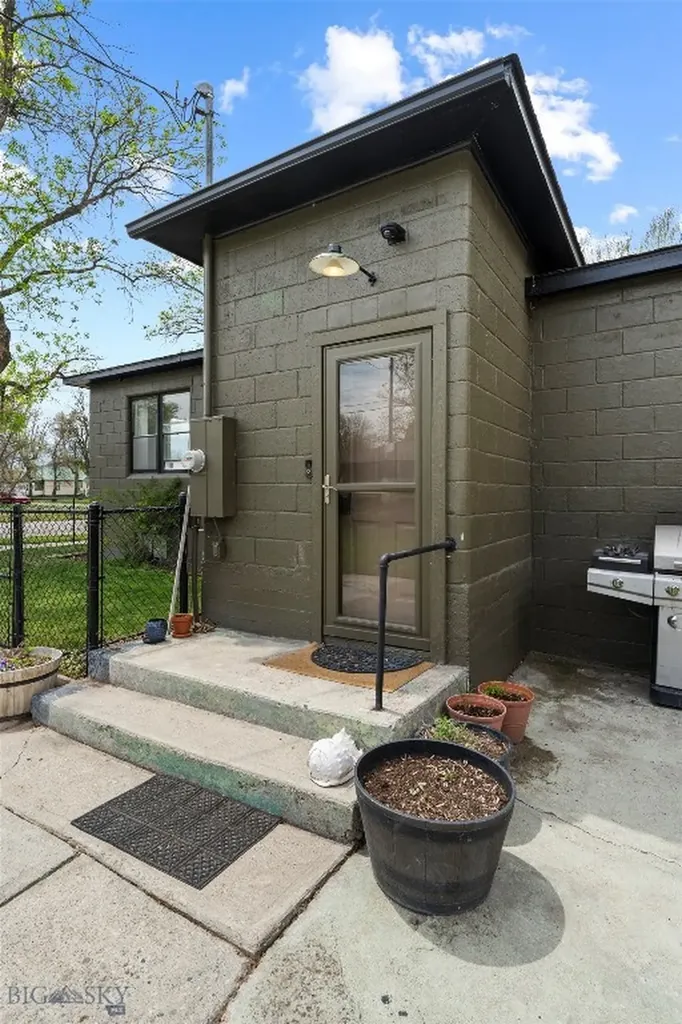123 3rd Avenue E Three Forks MT 59752