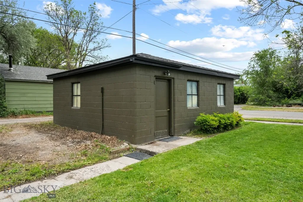 123 3rd Avenue E Three Forks MT 59752