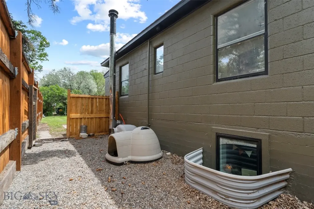 123 3rd Avenue E Three Forks MT 59752