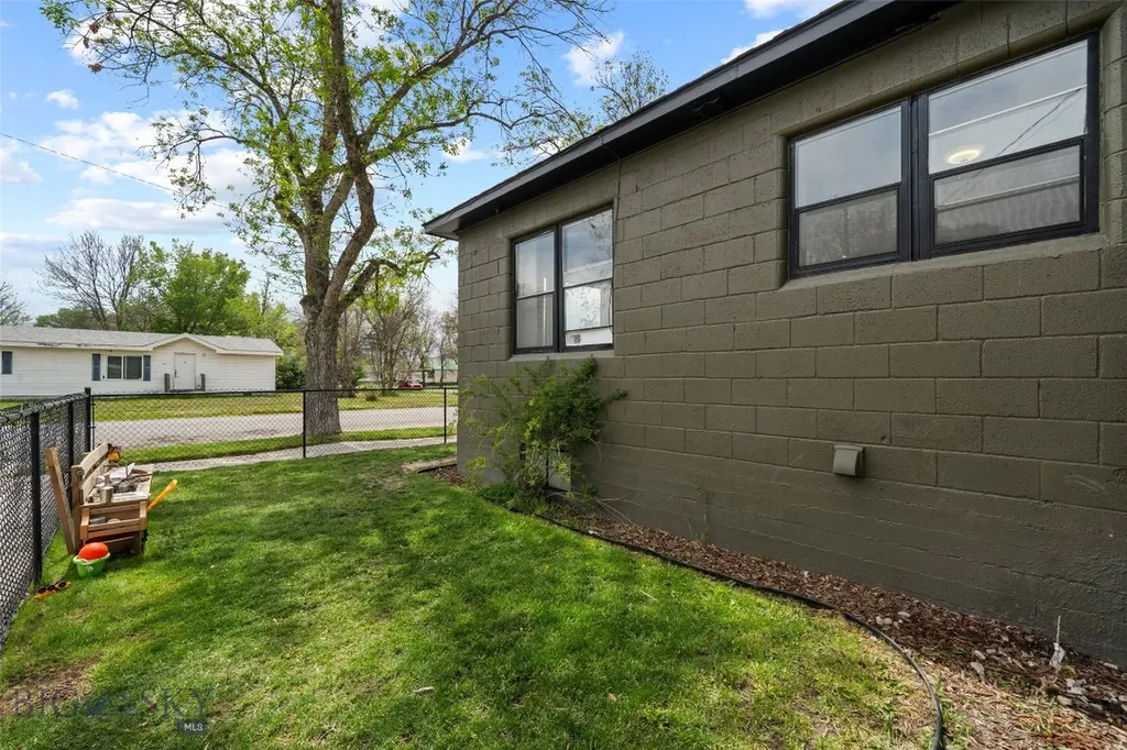 123 3rd Avenue E Three Forks MT 59752