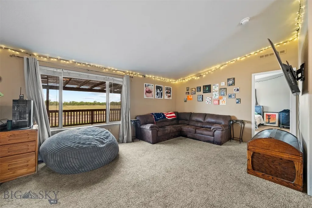 125 W Jefferson Street Three Forks MT 59752