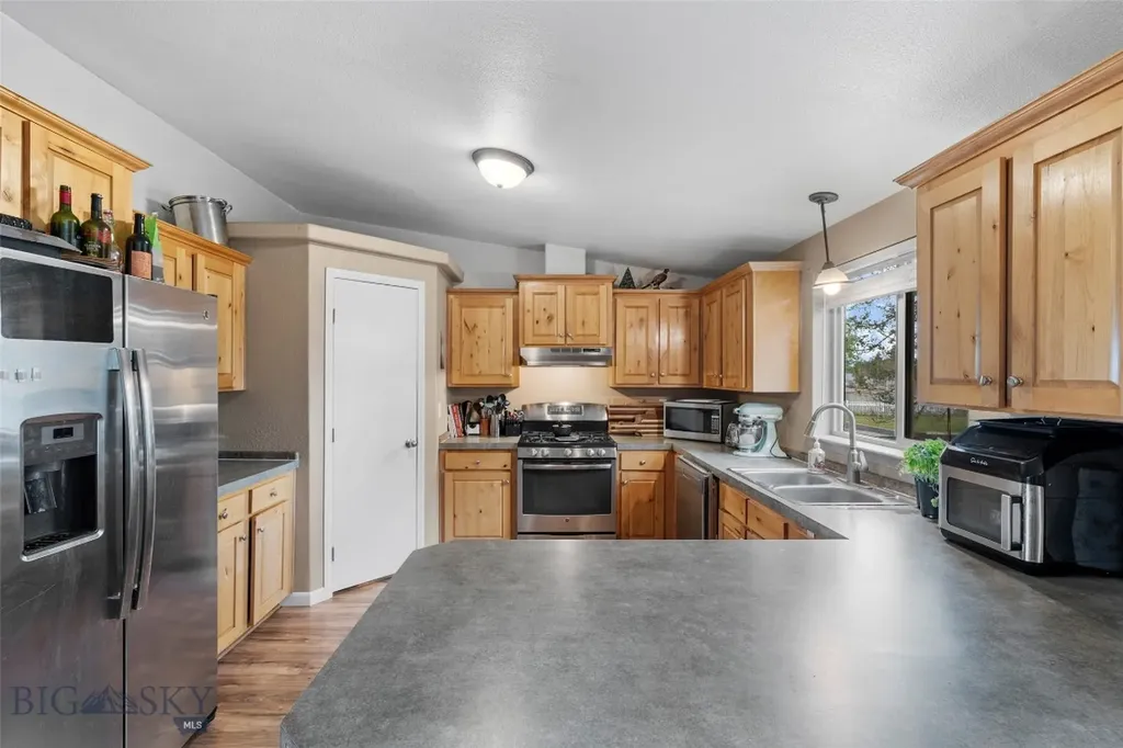 125 W Jefferson Street Three Forks MT 59752