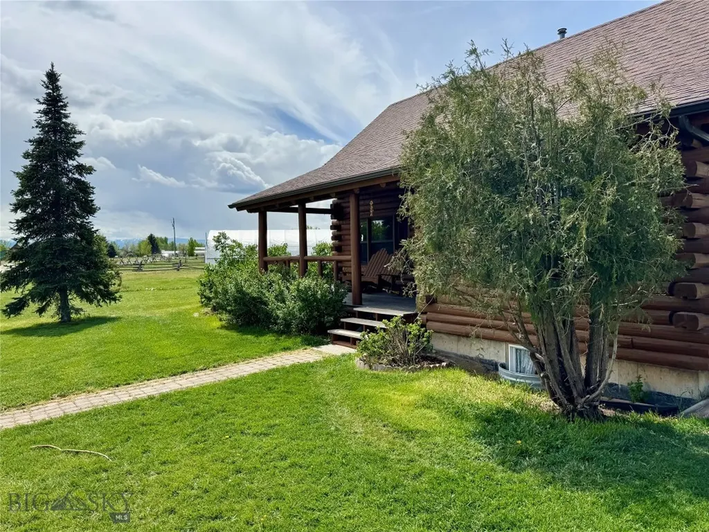 1075 Bulltail Road Belgrade MT 59714