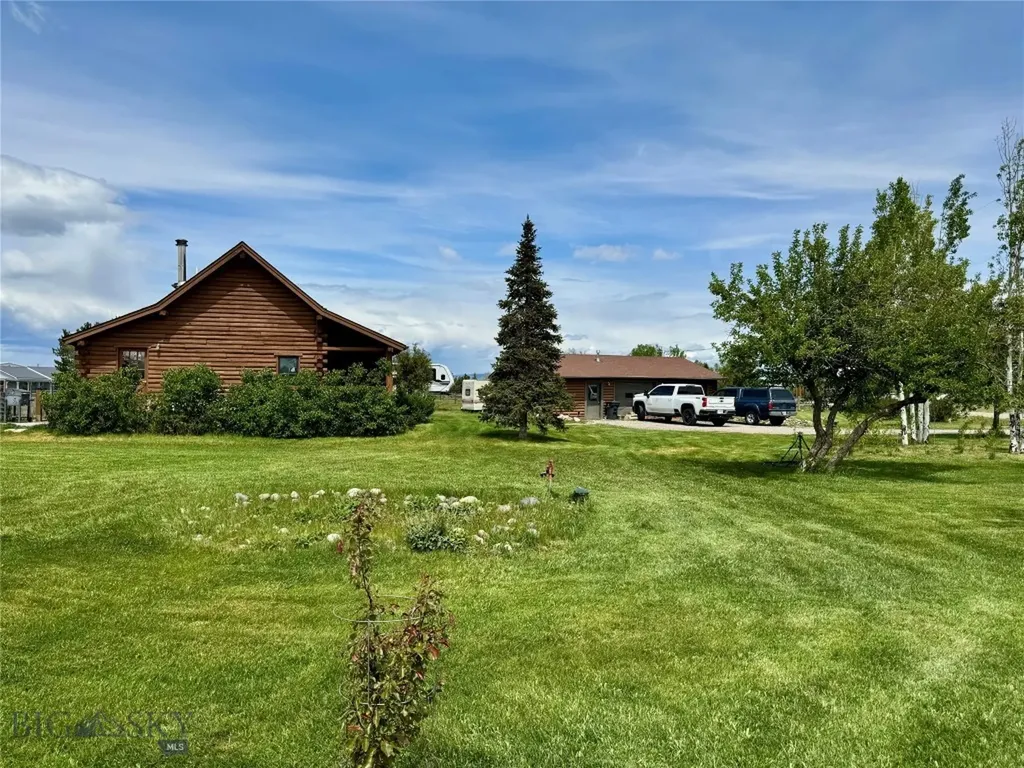 1075 Bulltail Road Belgrade MT 59714