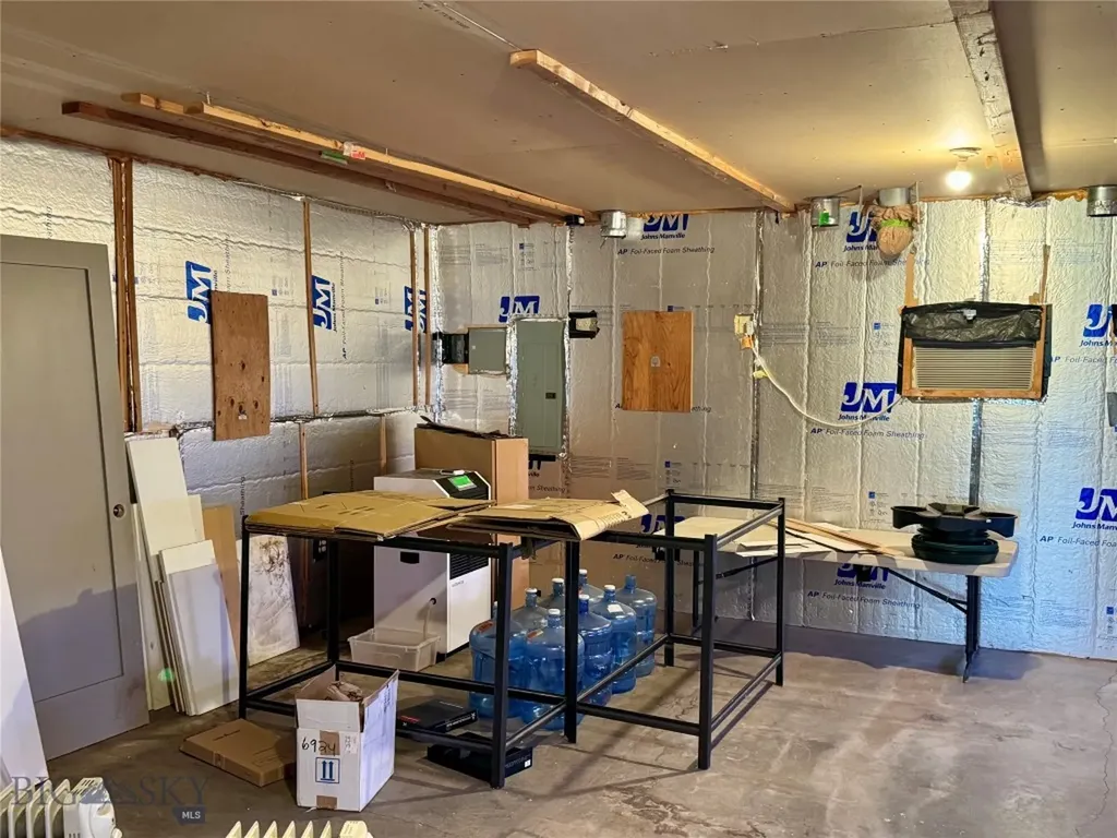 1075 Bulltail Road Belgrade MT 59714