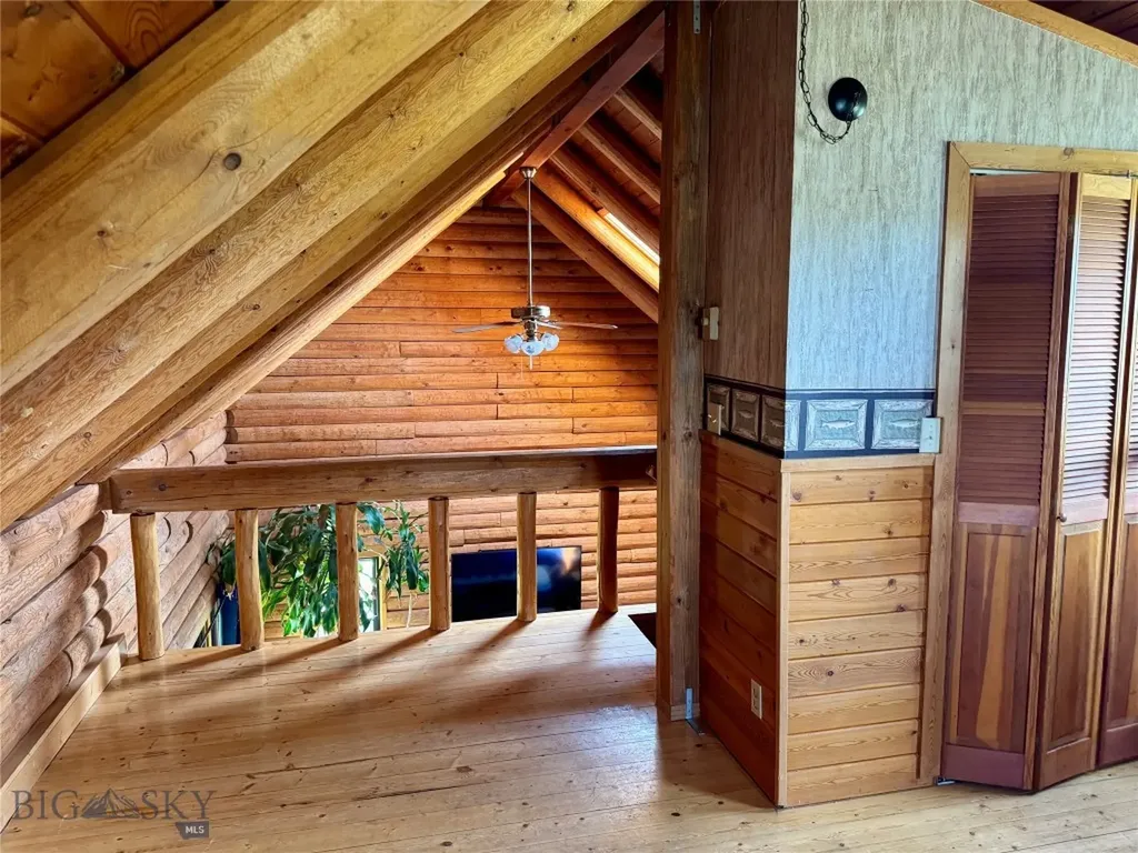 1075 Bulltail Road Belgrade MT 59714