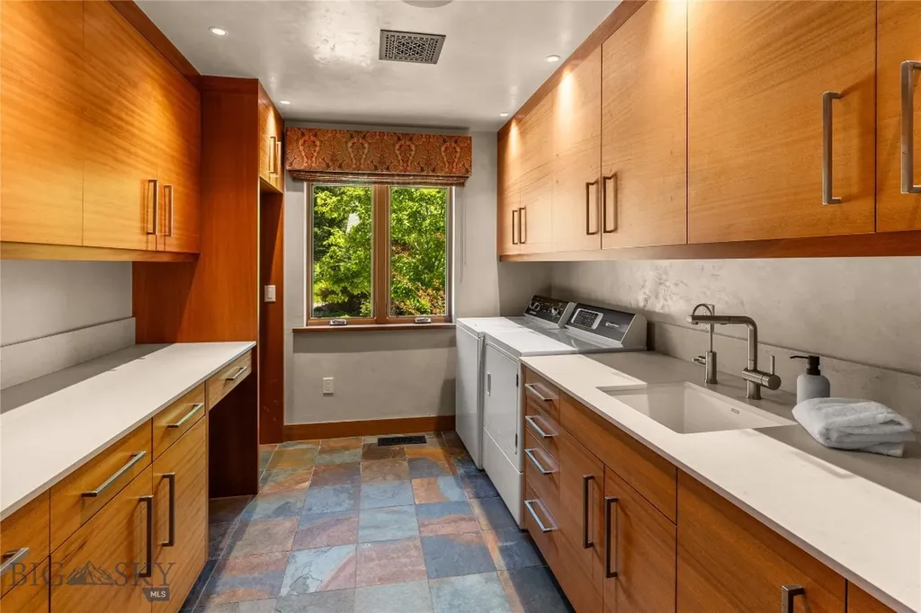 7180 Tepee Ridge Road Bozeman MT 59715