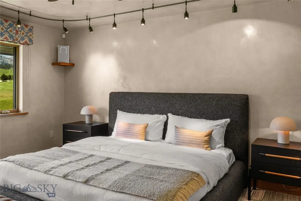 7180 Tepee Ridge Road Bozeman MT 59715