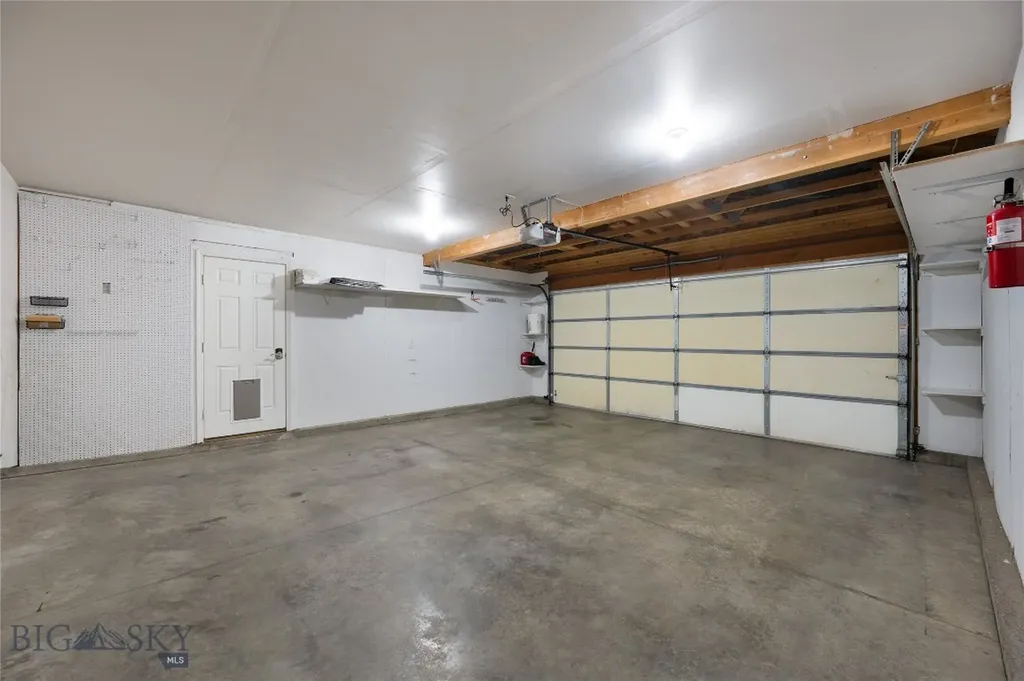2512 Annie Street Bozeman MT 59718