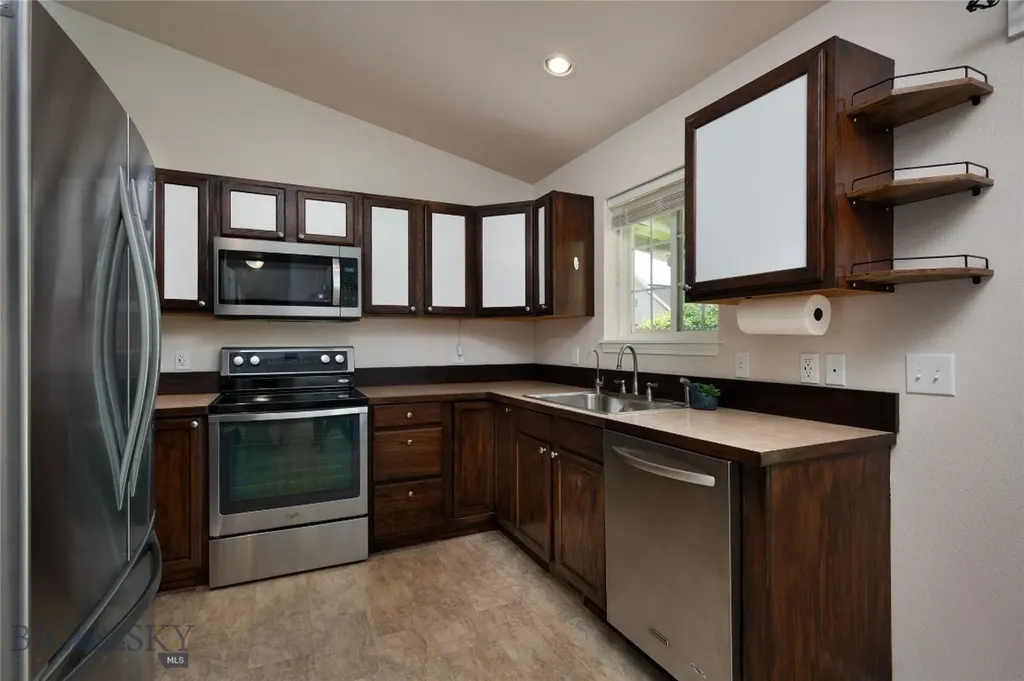 2512 Annie Street Bozeman MT 59718