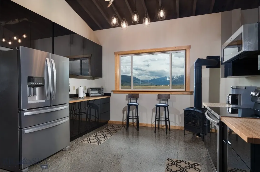 4125 Us Highway 89 S Livingston MT 59047