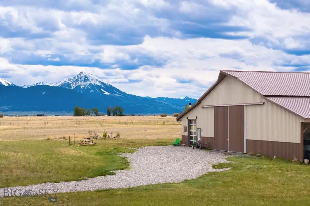 4125 Us Highway 89 S Livingston MT 59047