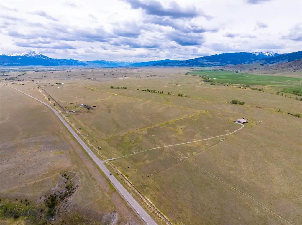4125 Us Highway 89 S Livingston MT 59047