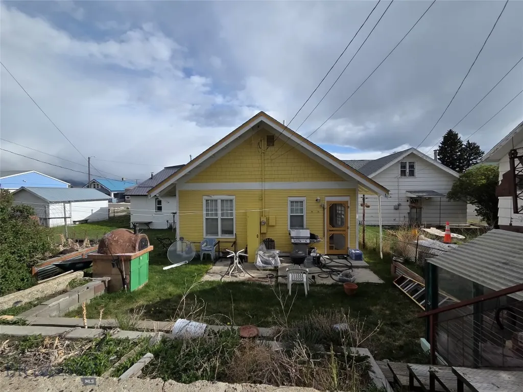 1035 Antimony Butte MT 59701